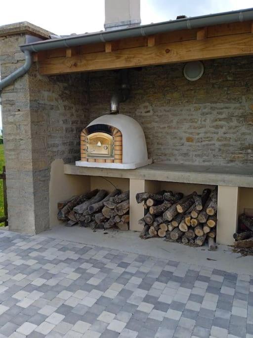 Gite Les Arcades Collonges-en Charollais Exterior foto